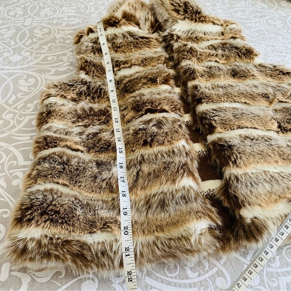 Outdoor Edition by Parkhurst Faux Fur Vest Women Medium Multi Brown Tan Striped - Picture 8 of 11